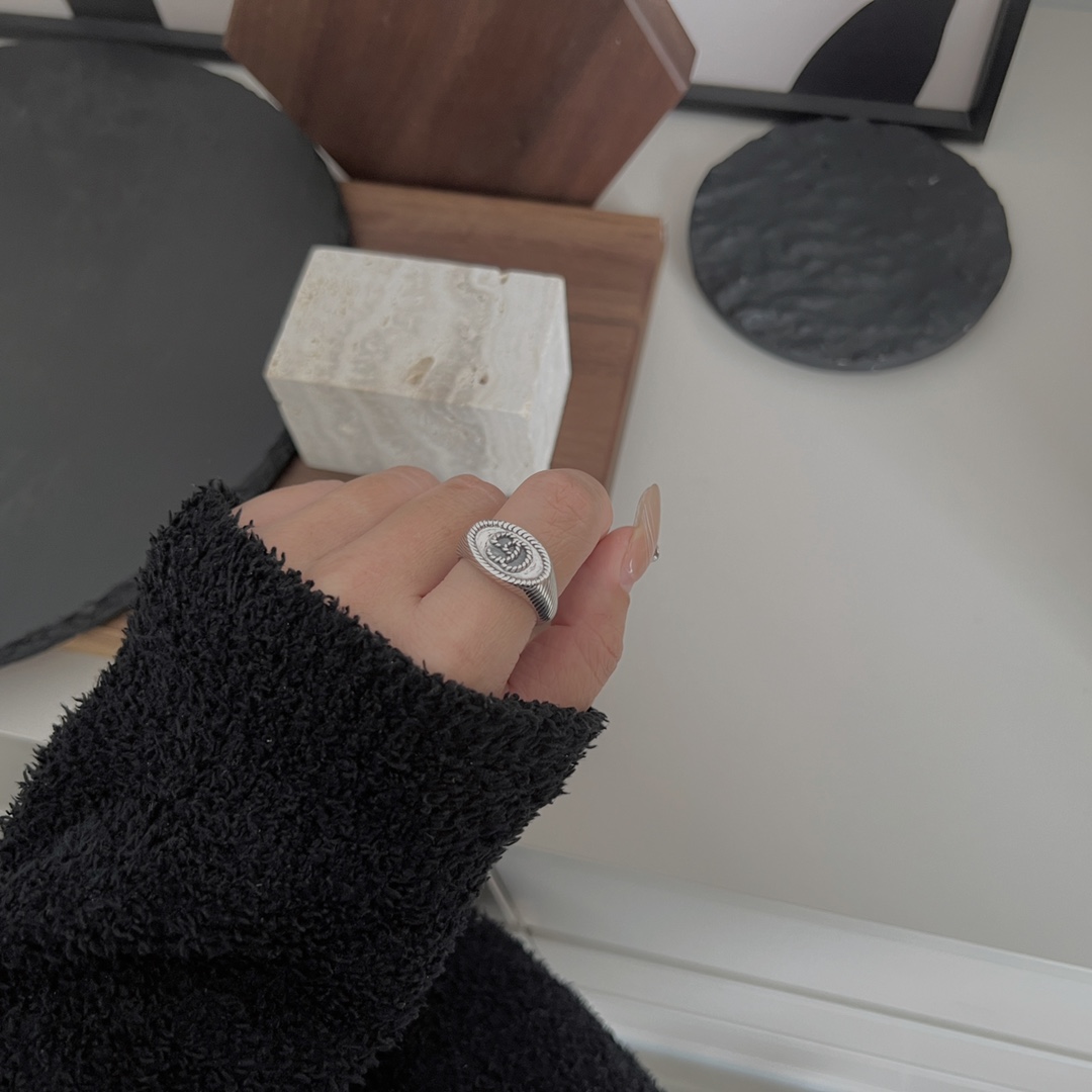 𝐆𝐮𝐜𝐜𝐢 925 Sterling Silver Double G Ring