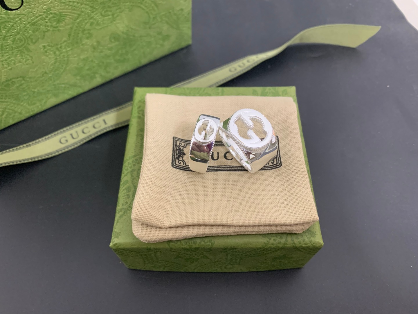 𝐆𝐮𝐜𝐜𝐢 Classic double G pattern couple ring
