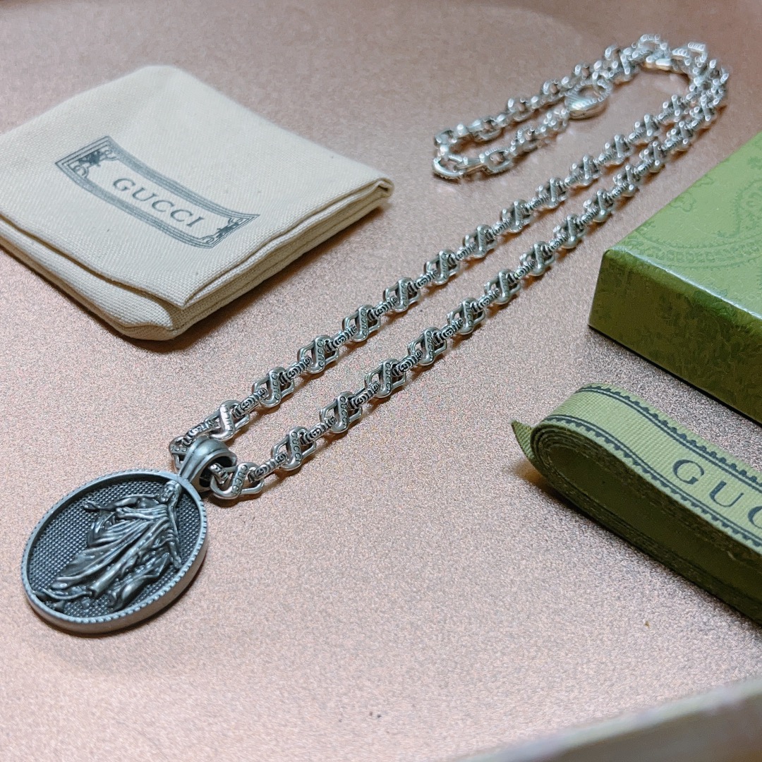 𝐆𝐮𝐜𝐜𝐢Forest of Rage Series