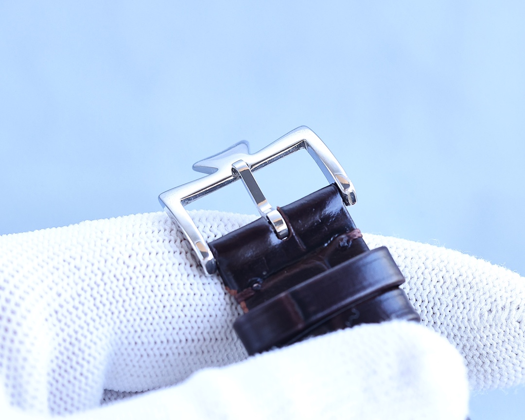 Vacheron Constantin Métiers d'Art Elégance Sartoriale collection