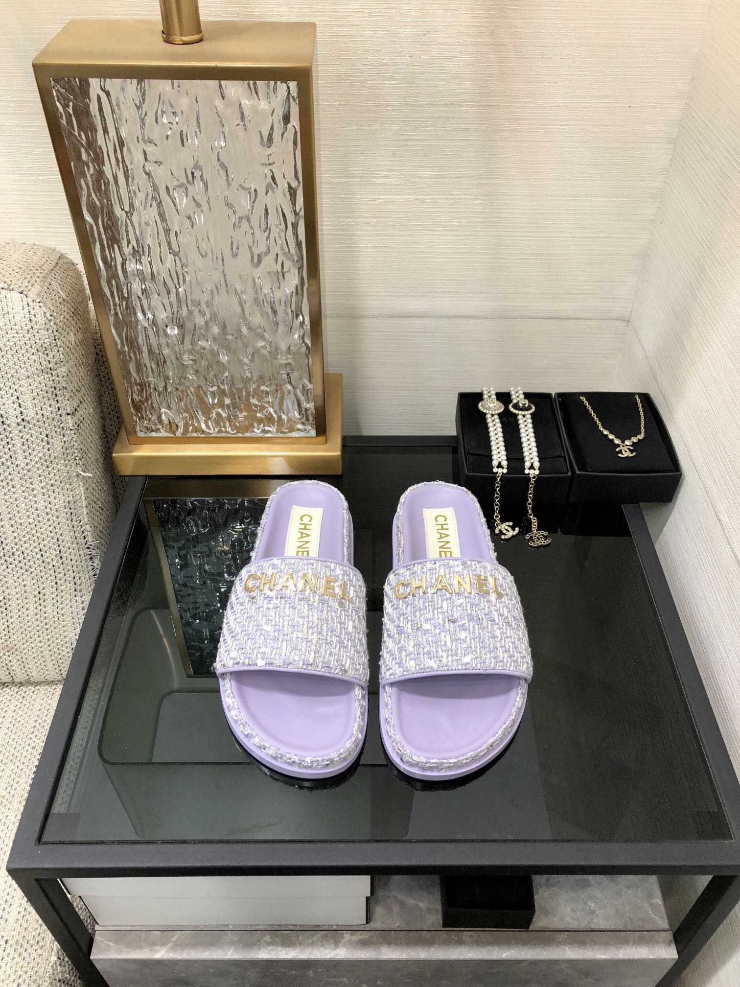 CHANEL 2022 early spring latest honey slippers fashion versatile series imported sheepskin cushioned feet