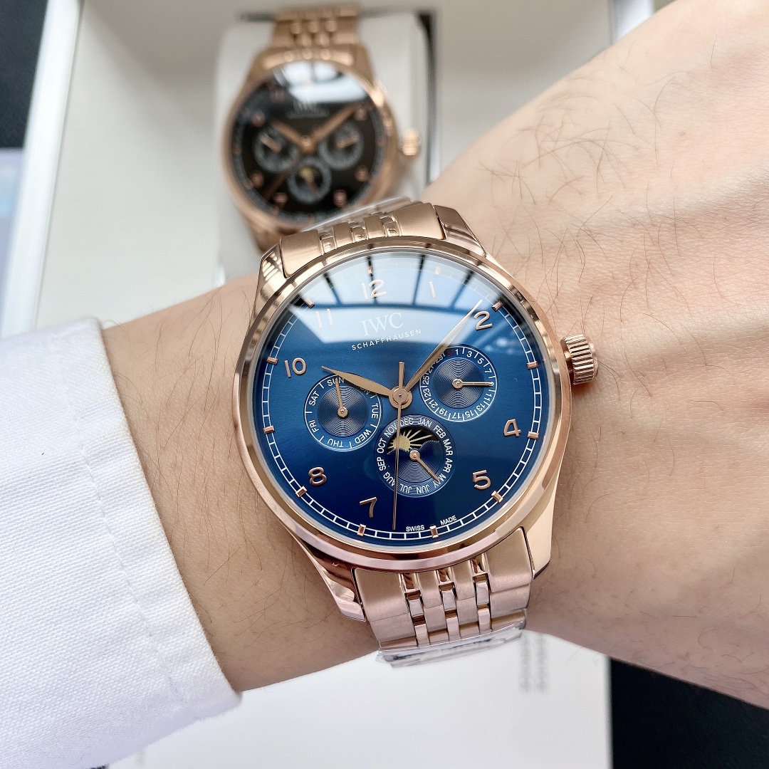 IWC- Fine men's watches Fully automatic mechanical movement, top 316 steel case and strap