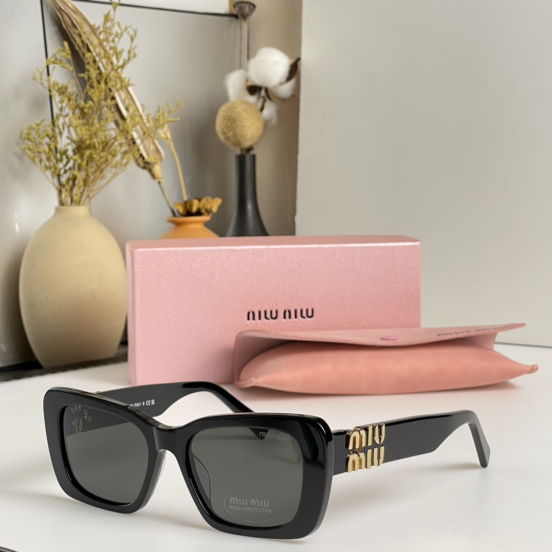 MIUMIU MODEL：MU 07YS