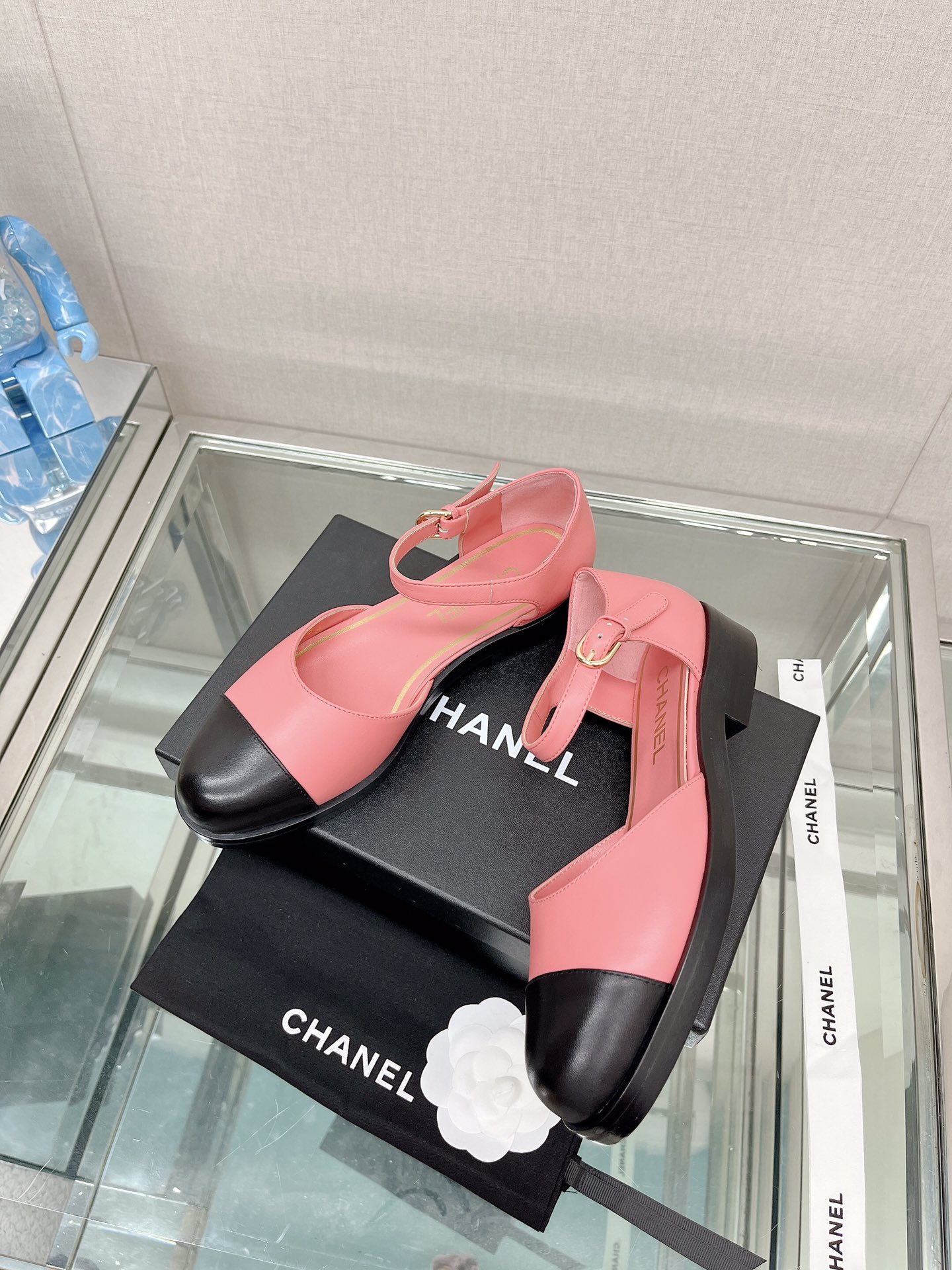 CHANEL 23Ss small incense thick bottom Mary Jane hollow sandals imported lambskin