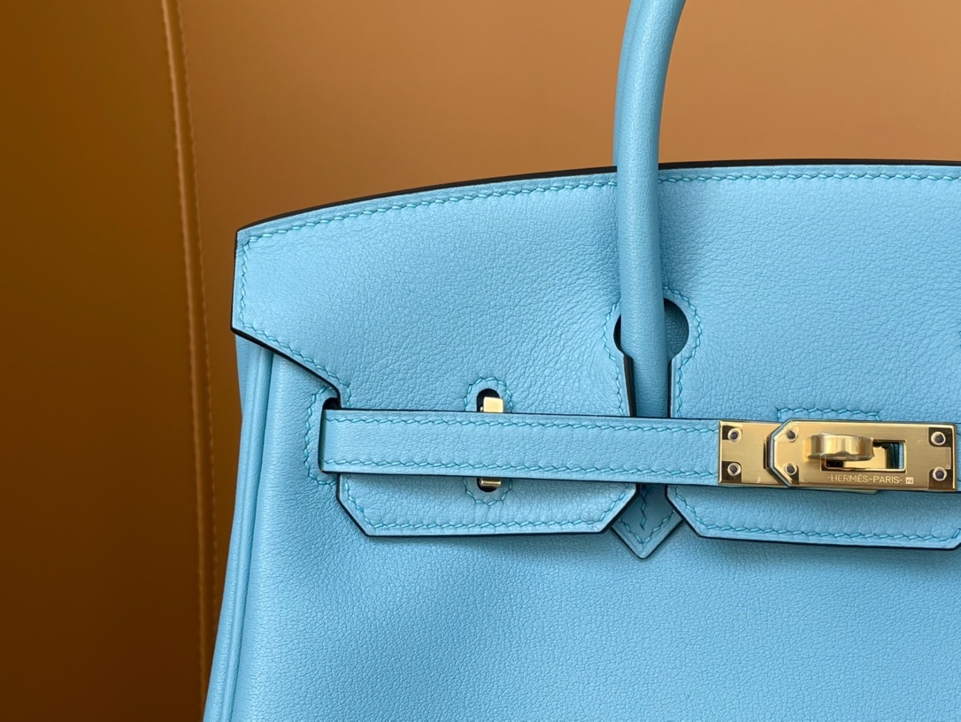 Birkin 25/30 Northern Blue swift Leather Gold Buckle