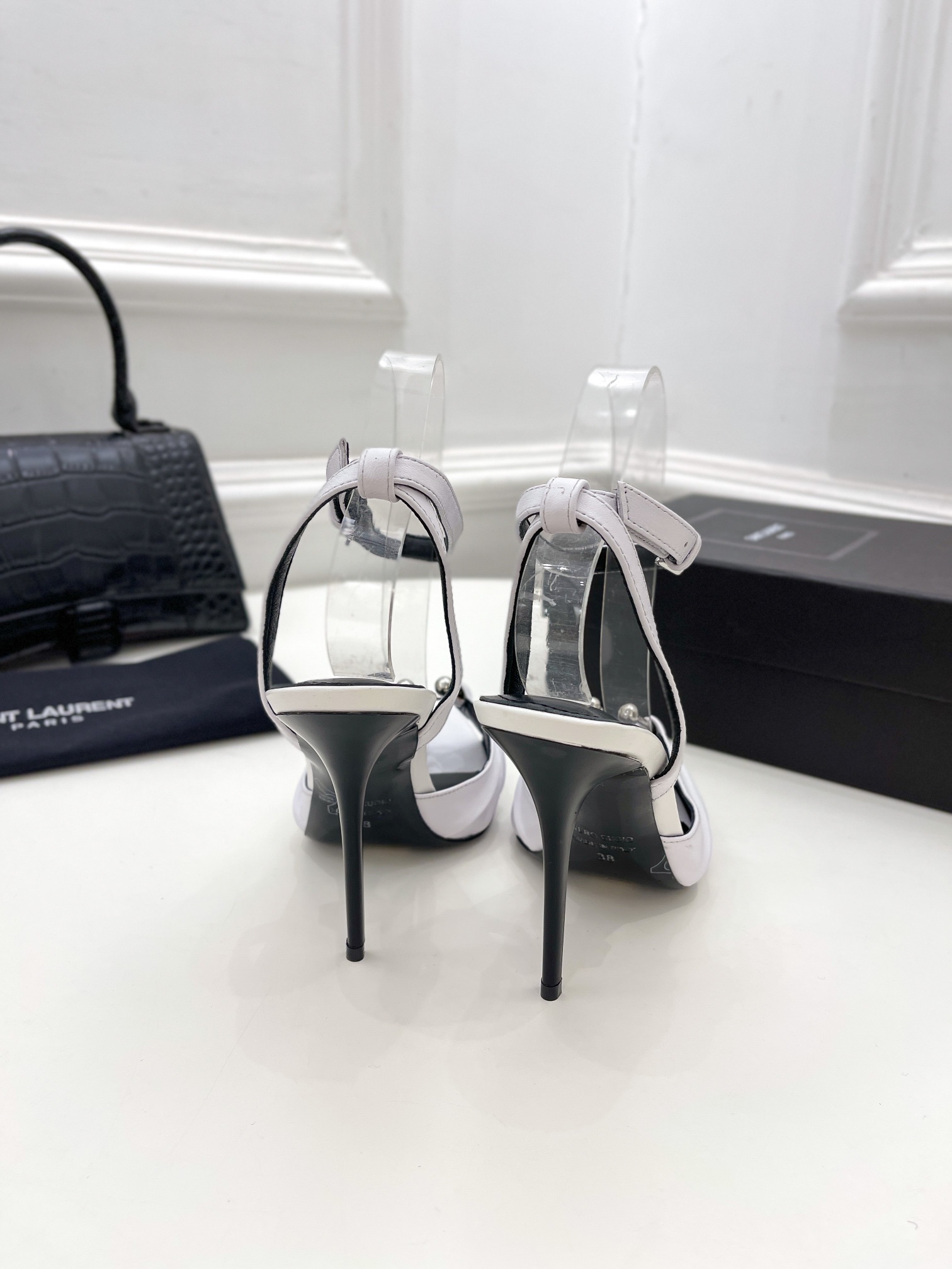 𝙎𝙖𝙞𝙣𝙩 𝙇𝙖𝙪𝙧𝙚𝙣𝙩 | 𝟐𝟎𝟐𝟏/𝐒𝐒 𝐧𝐞𝐰 YSL｜Roland 2022/fw early spring new baked high heels