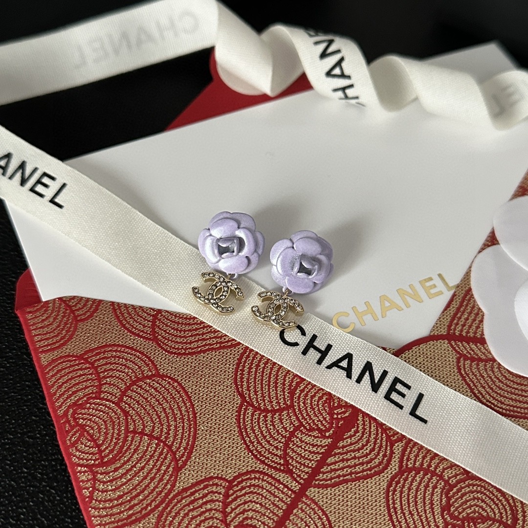 CHANEL🇫🇷Xiaoxiang middle-aged double C earrings