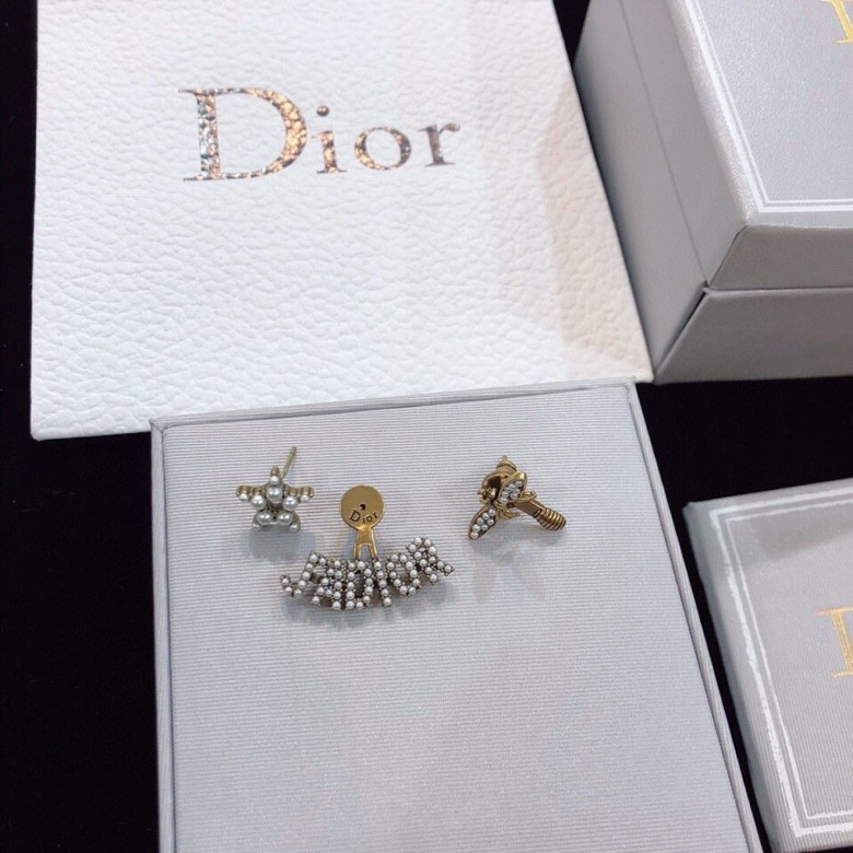 Dior CD letter JADIOR asymmetric stud earrings
