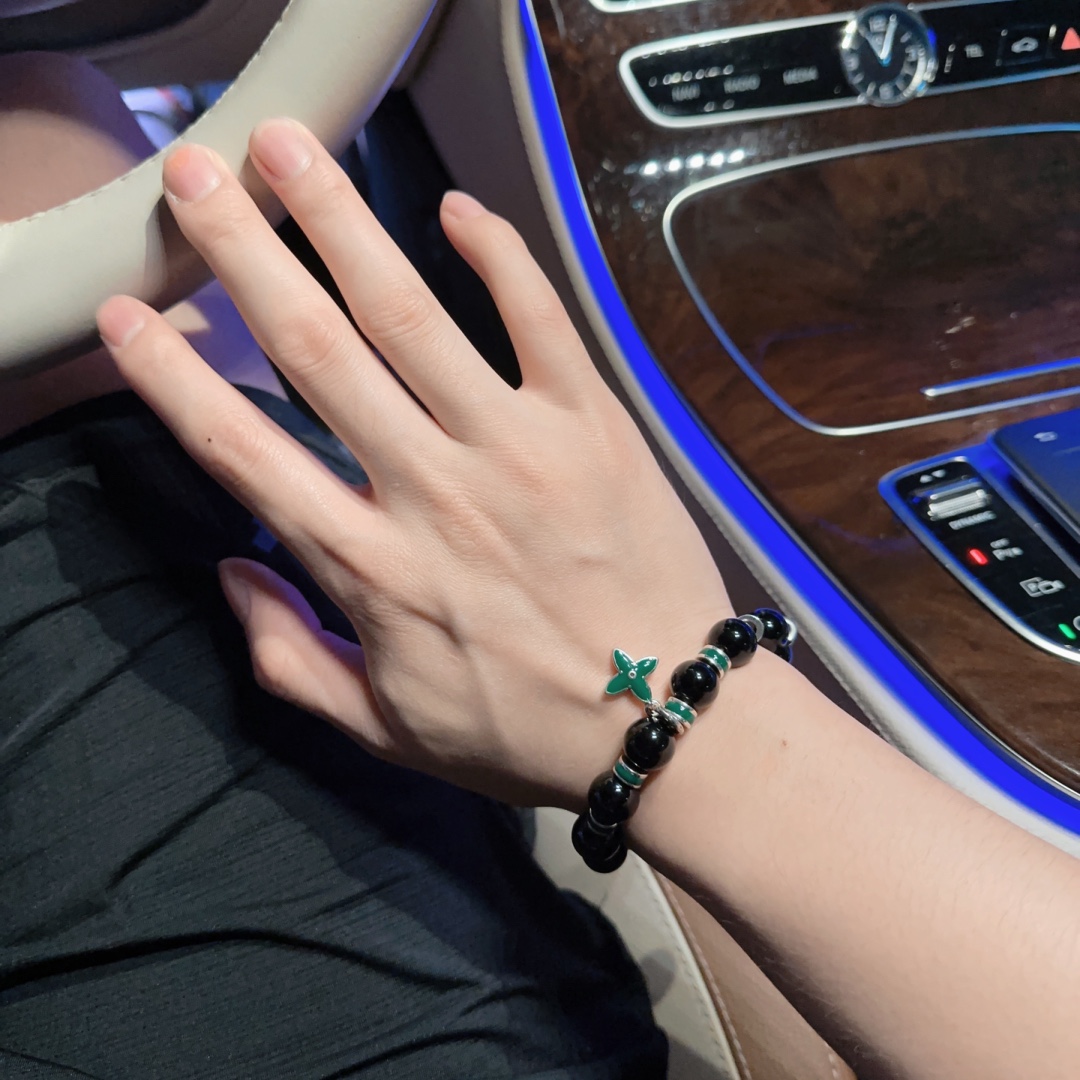 Louis Vuitton LV bracelet 🇷🇼 multi-element turquoise thai silver style (large) bracelet