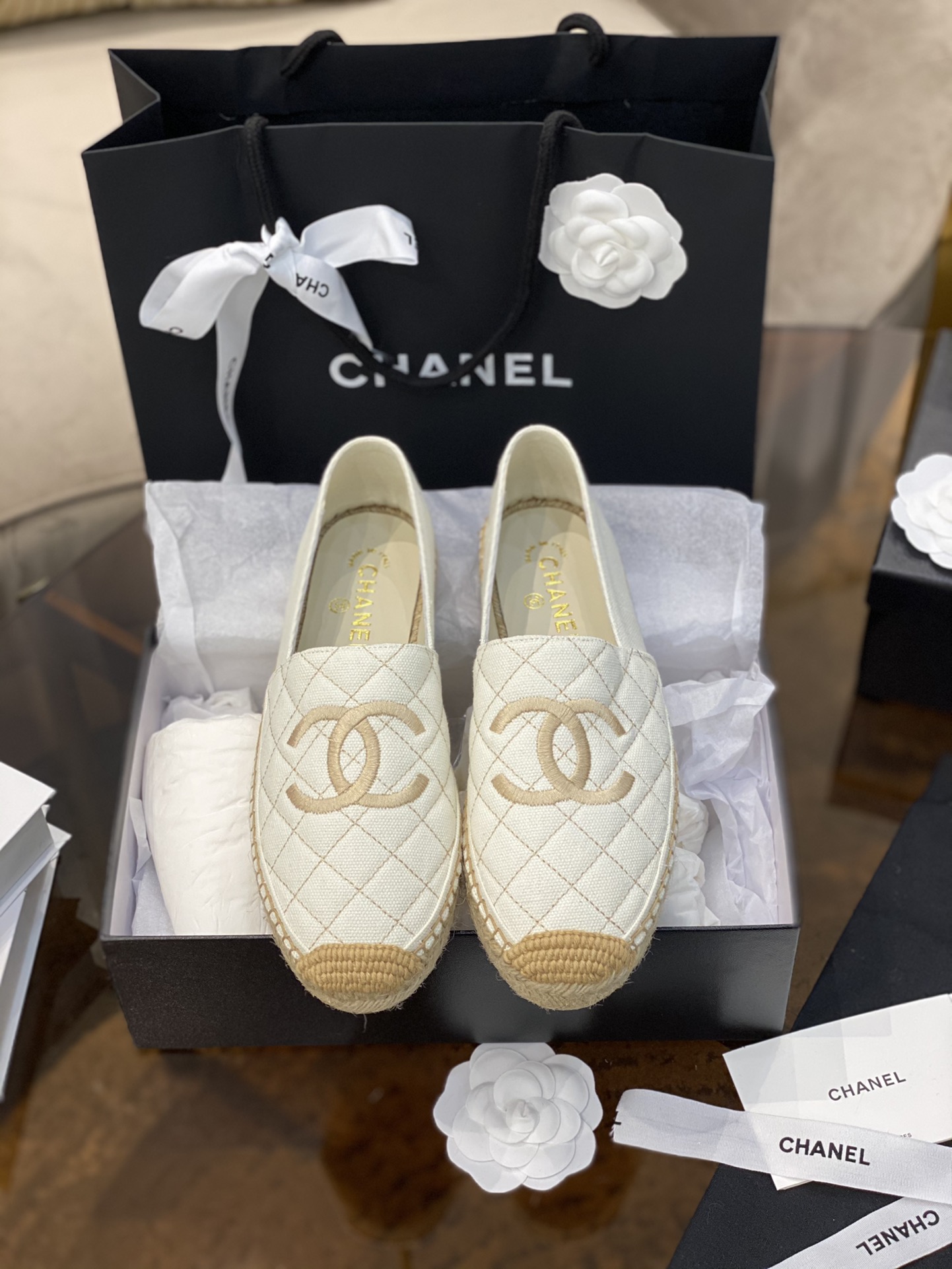 CHANEL fisherman shoes Chanel classic version of the original injection of rubber translucent rubber original color hemp sole