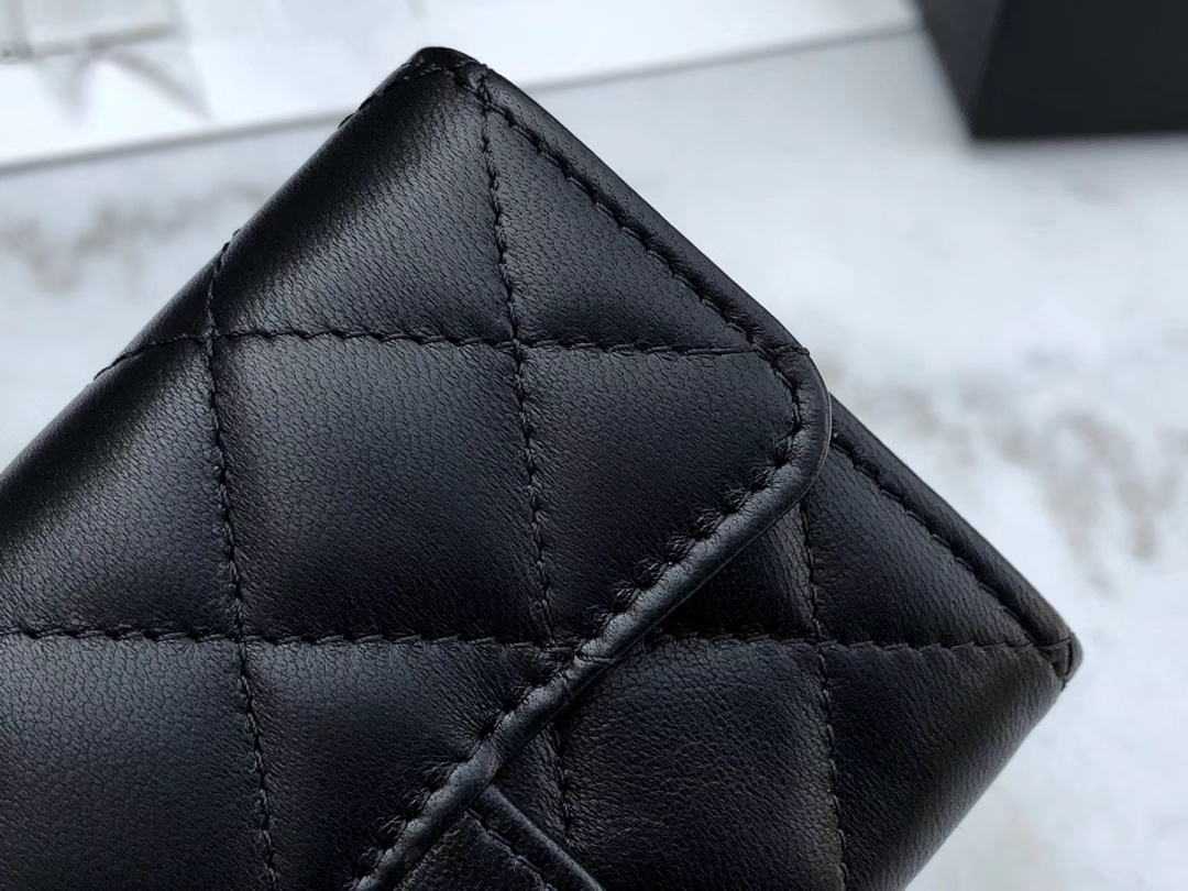 𝗖𝗛𝗔𝗘𝗡𝗟𝗖𝗖𝗹𝗮𝘀𝗶𝗰𝗙𝗹𝗮𝗽𝗽𝗽 adopts the 