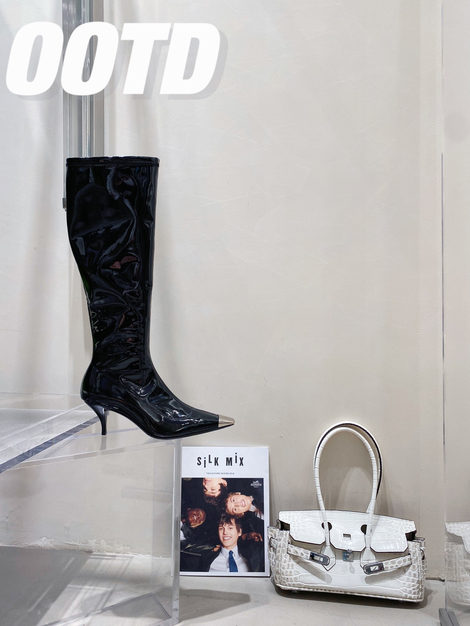 𝙎𝙖𝙞𝙣𝙩 𝙇𝙖𝙪𝙧𝙚𝙣𝙩 | 𝟐𝟎𝟐𝟏/𝐒𝐒 𝐧𝐞𝐰 YSL｜Saint Laurent 2022SS Stretch Patent Leather Boots