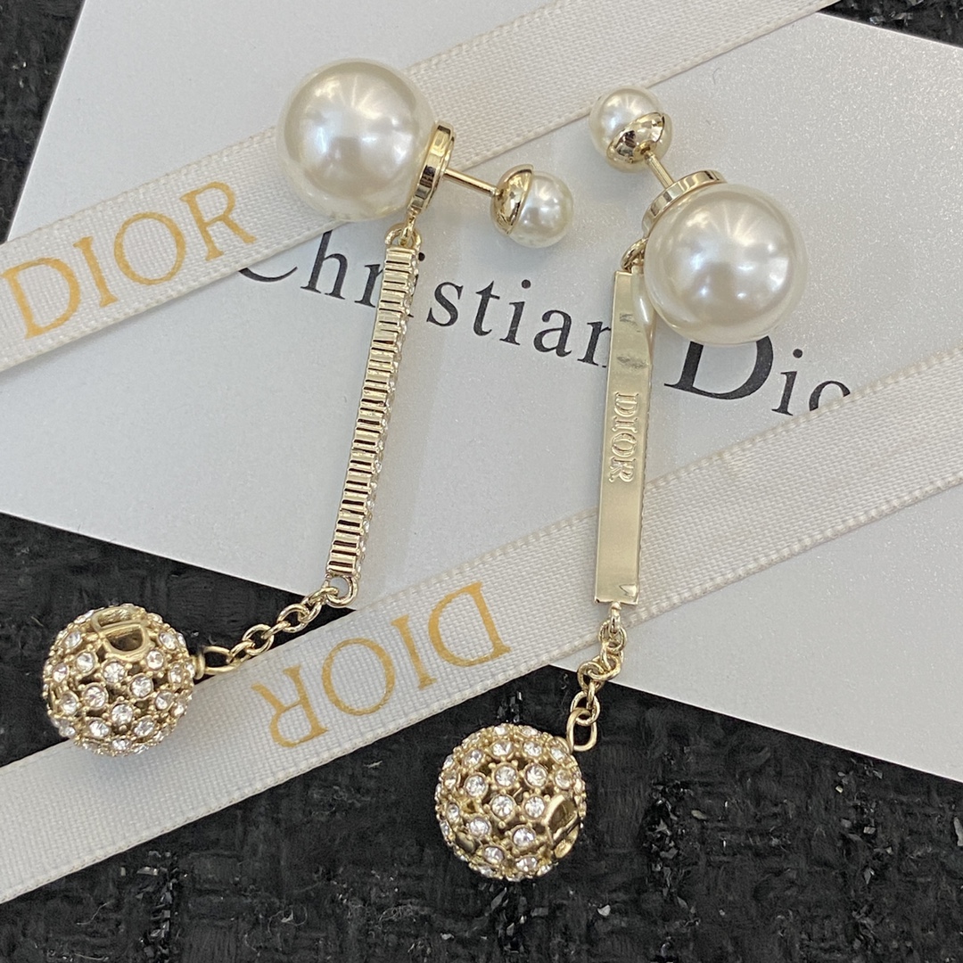 Dior stud earrings