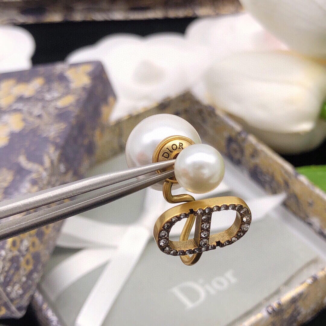 Dior stud earrings