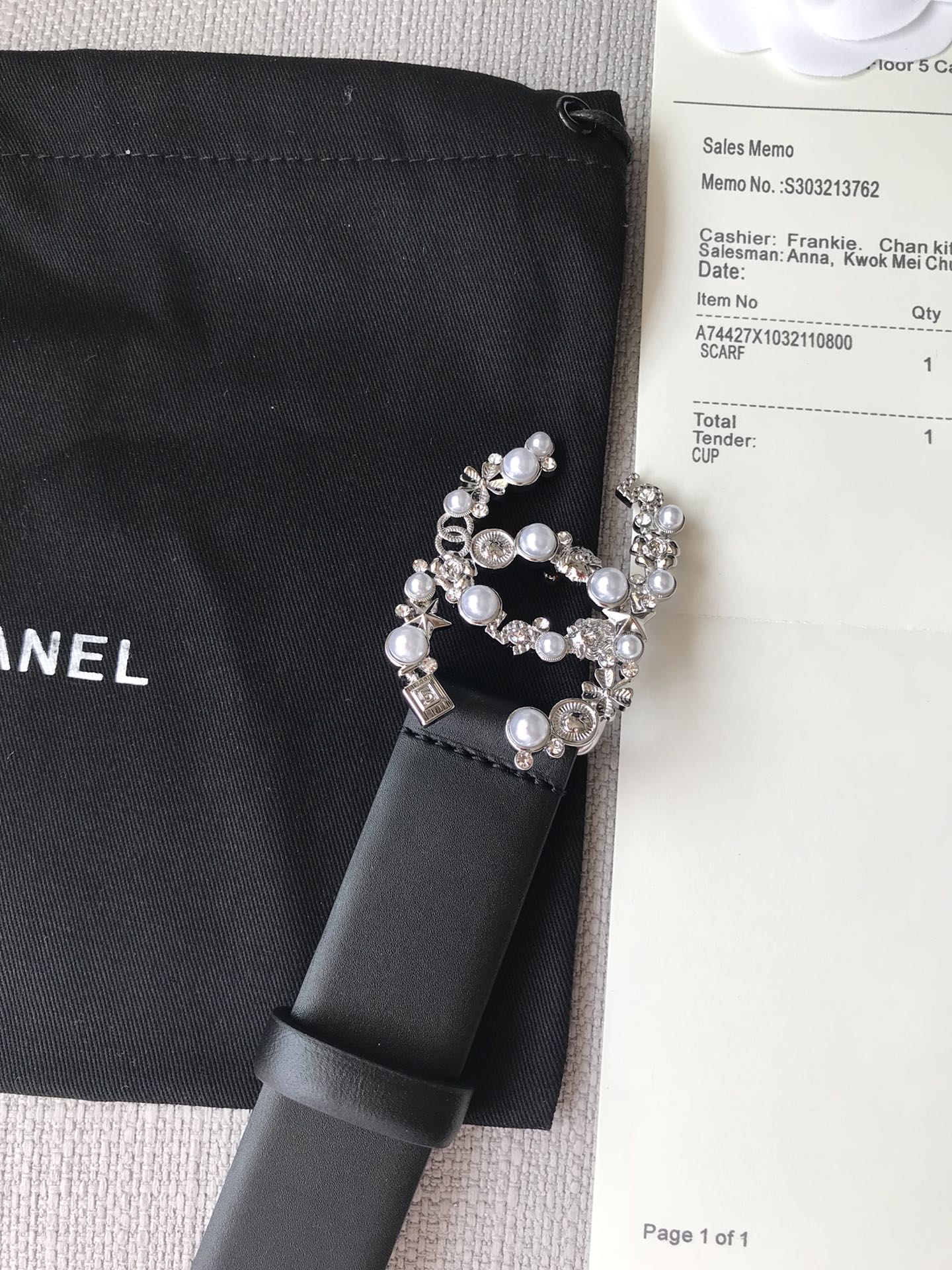 𝗖𝗛𝗔𝗡𝗘𝗟 Imported calfskin belt