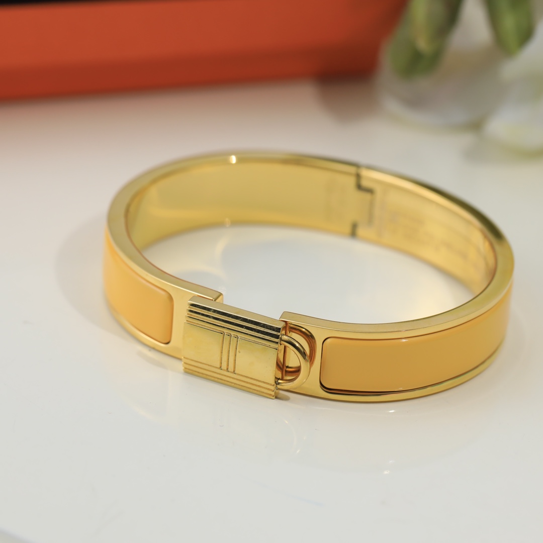 Hermes bracelet