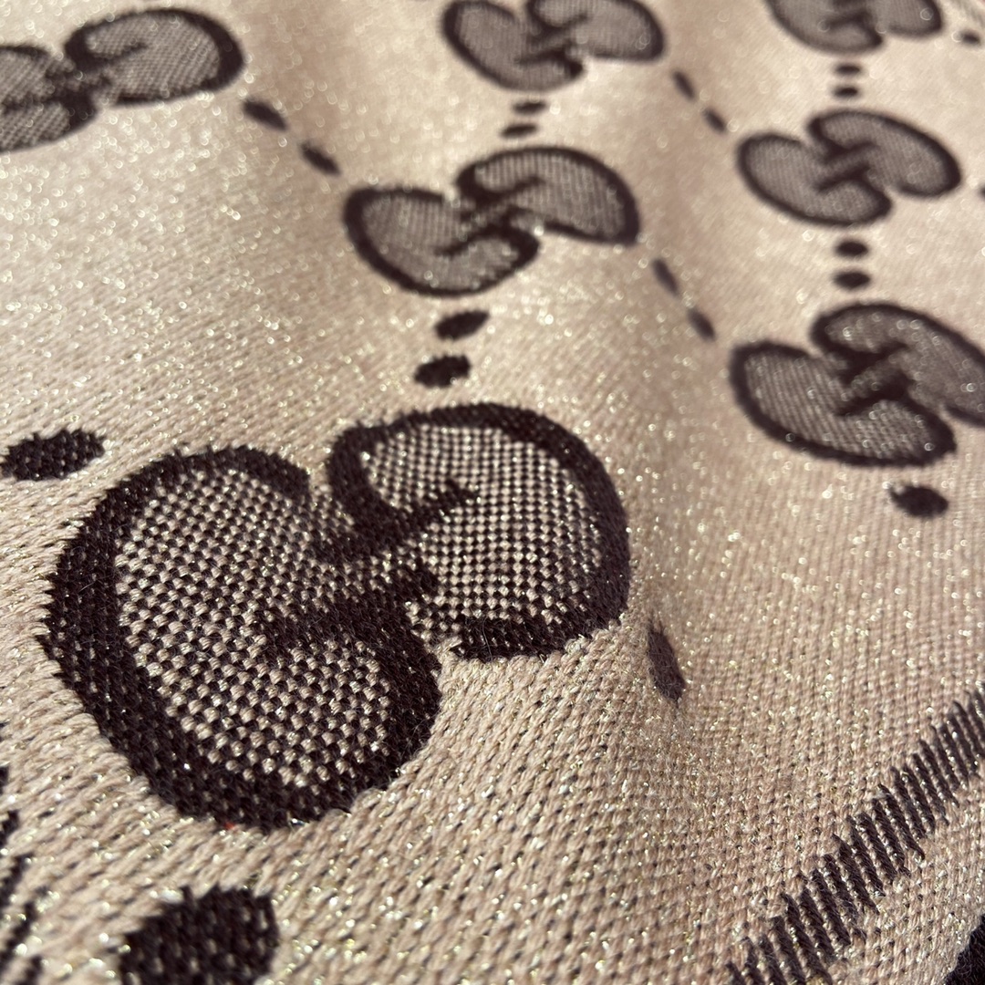 GUCCI Wool jacquard scarf 96% wool 2% polyamide 2% metal fiber