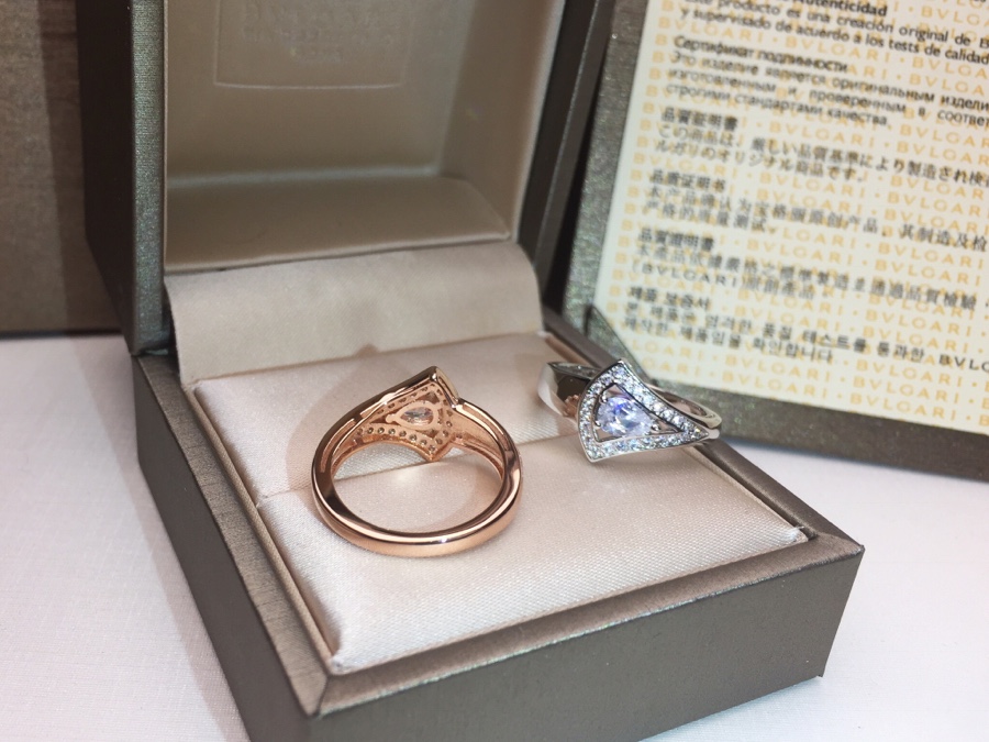 BVLGARI  ring
