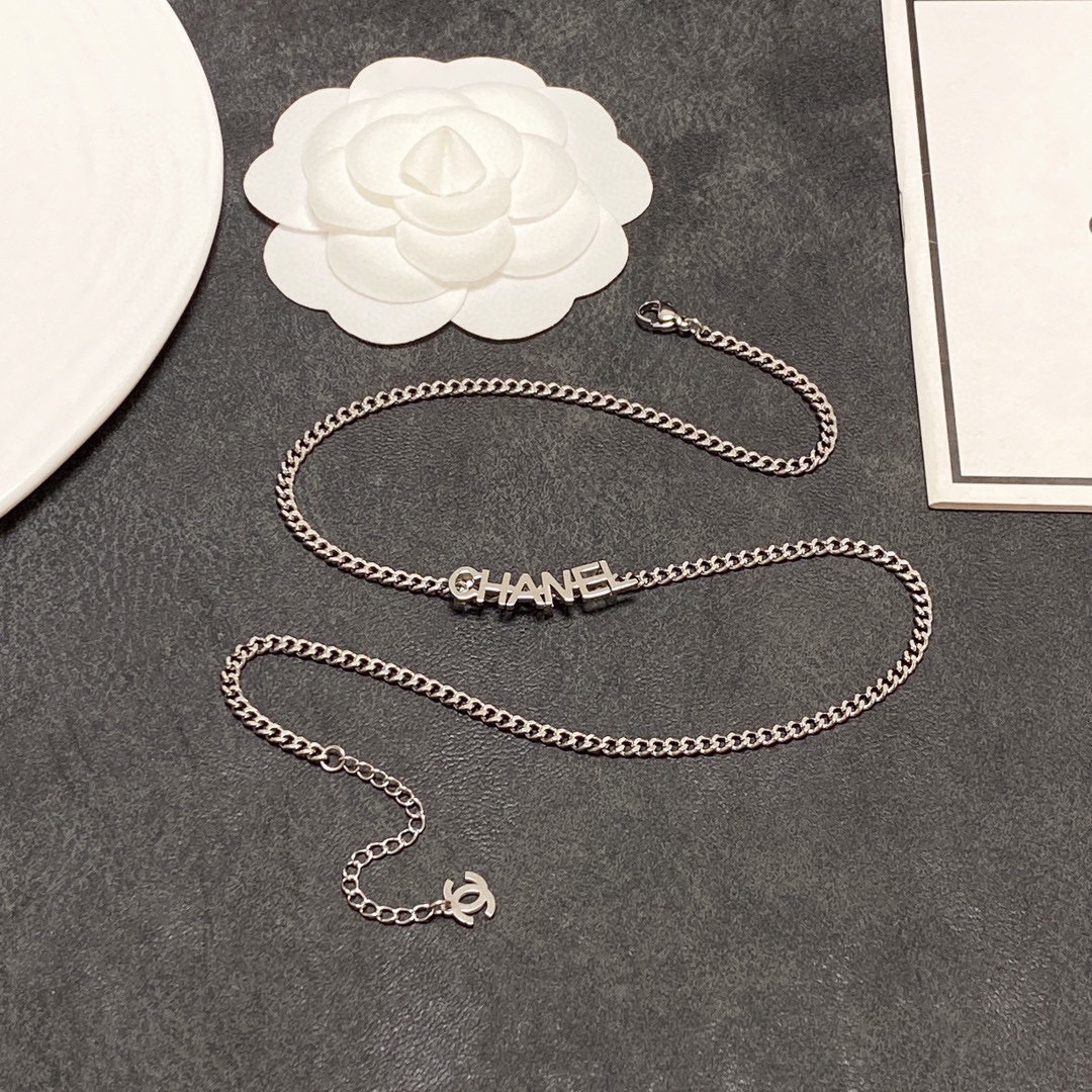 CHANEL🇫🇷Xiaoxiang letter latest double C necklace