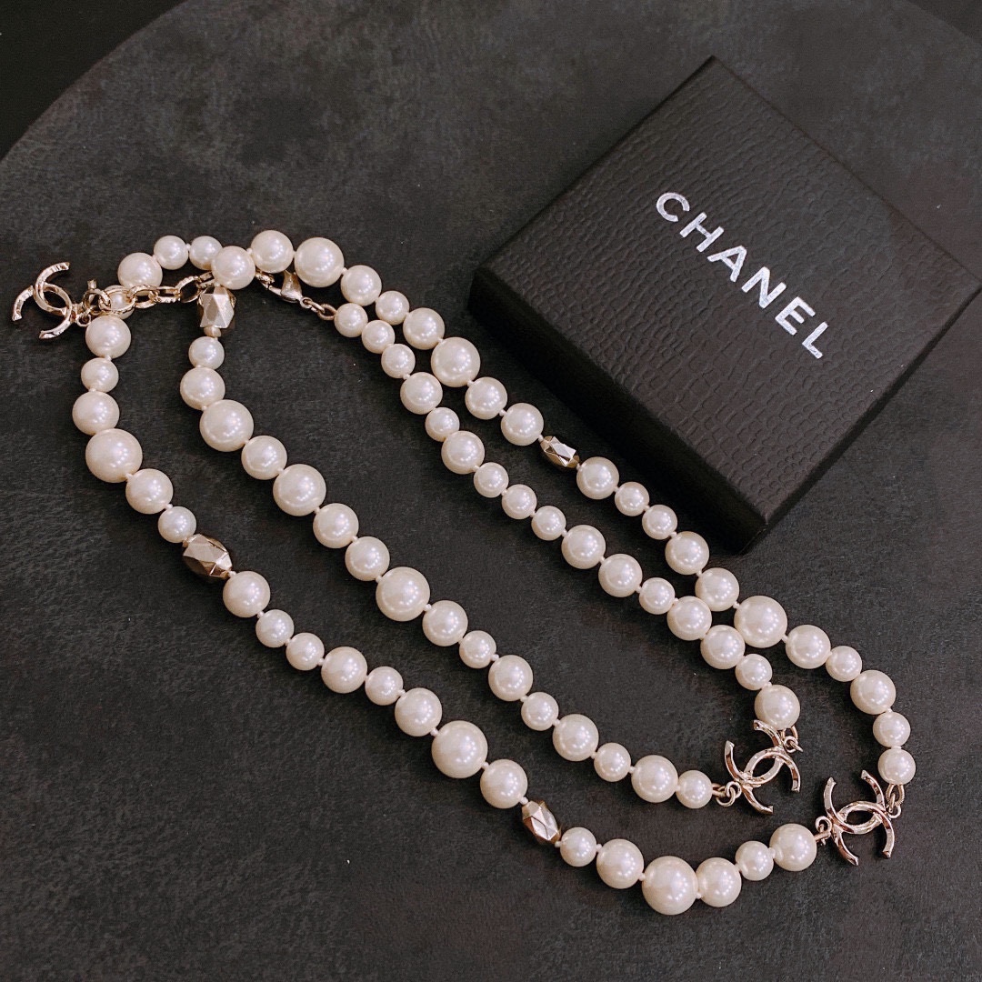 CHANEL🇫🇷Xiaoxiang sweater chain long chain
