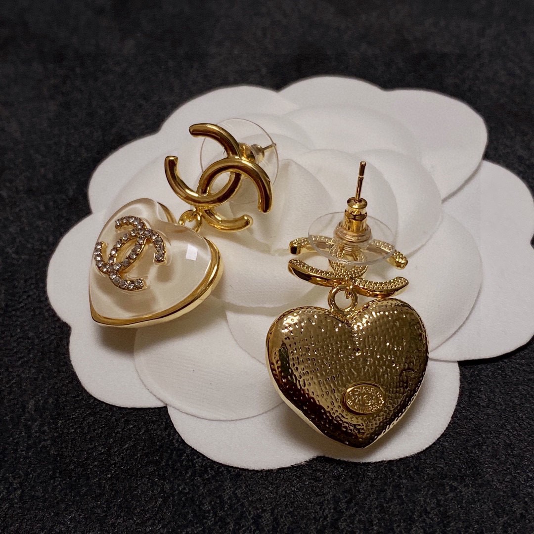 𝐆𝐮𝐜𝐜𝐢 Double G Stud Earrings