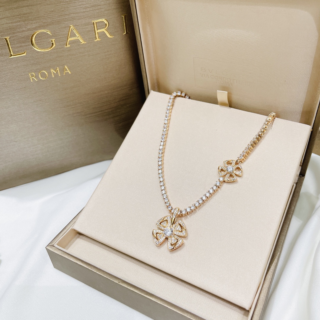 BVLGARI necklace