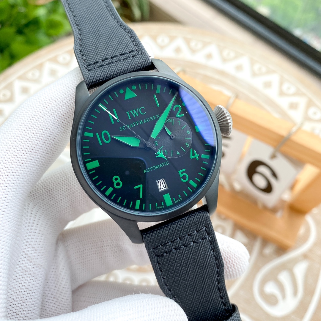 IWC- Big Pilot's Watch Edition Las Vegas Limited Edition 316 stainless steel case