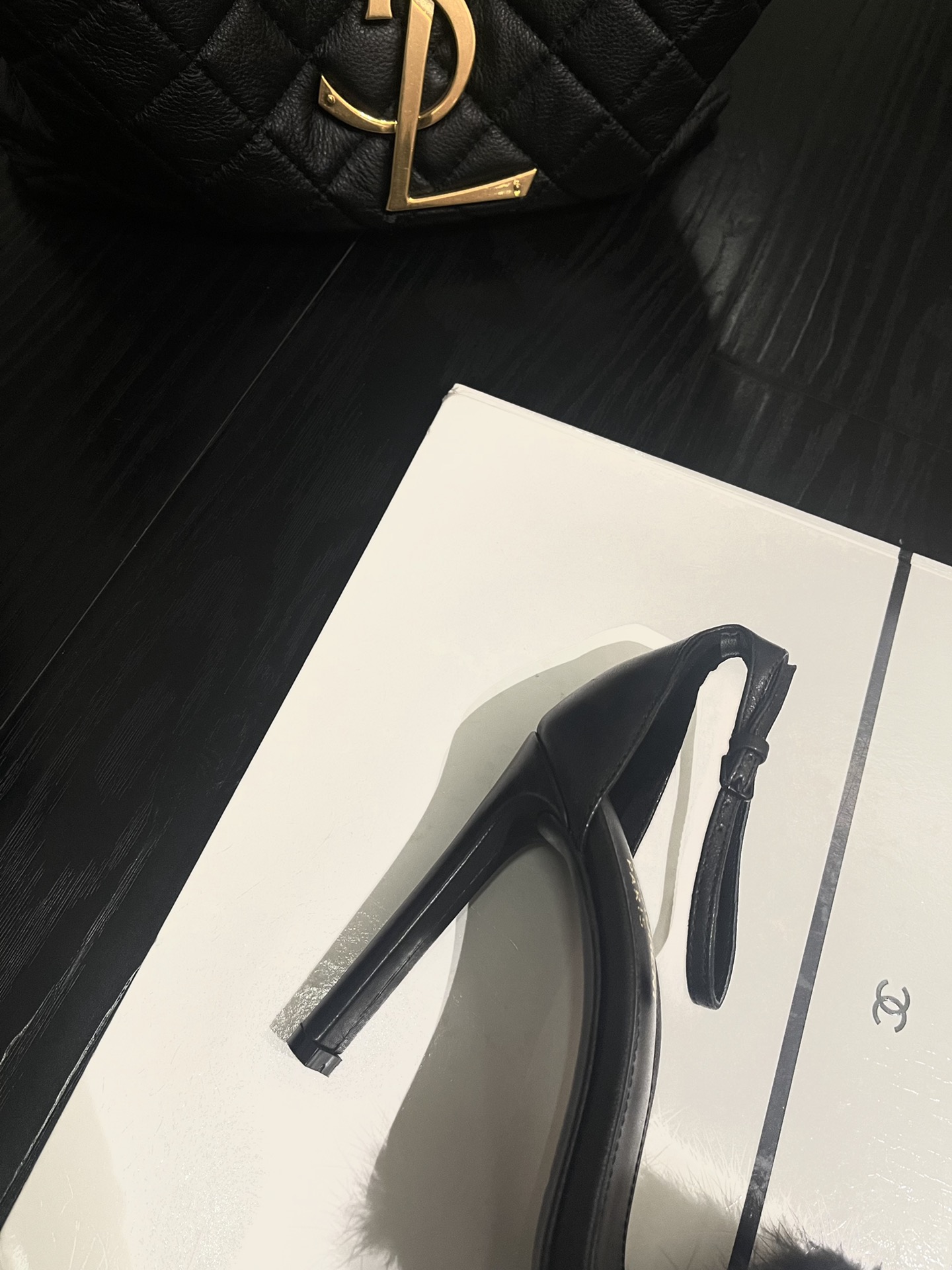 𝙎𝙖𝙞𝙣𝙩 𝙇𝙖𝙪𝙧𝙚𝙣𝙩 | 𝟐𝟎𝟐𝟐/𝐒𝐒 𝐧𝐞𝐰 YSL｜Custom imported sheepskin / mink fur high heels