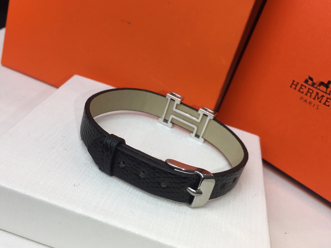 Hermes bracelet