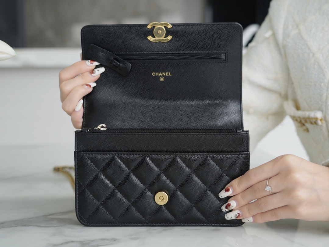 𝗖𝗛𝗔𝗡𝗘𝗟✦ Italian lychee grain calfskin 𝟮𝟐𝑲 New Chain 𝐰𝐨𝐜 Black Gold