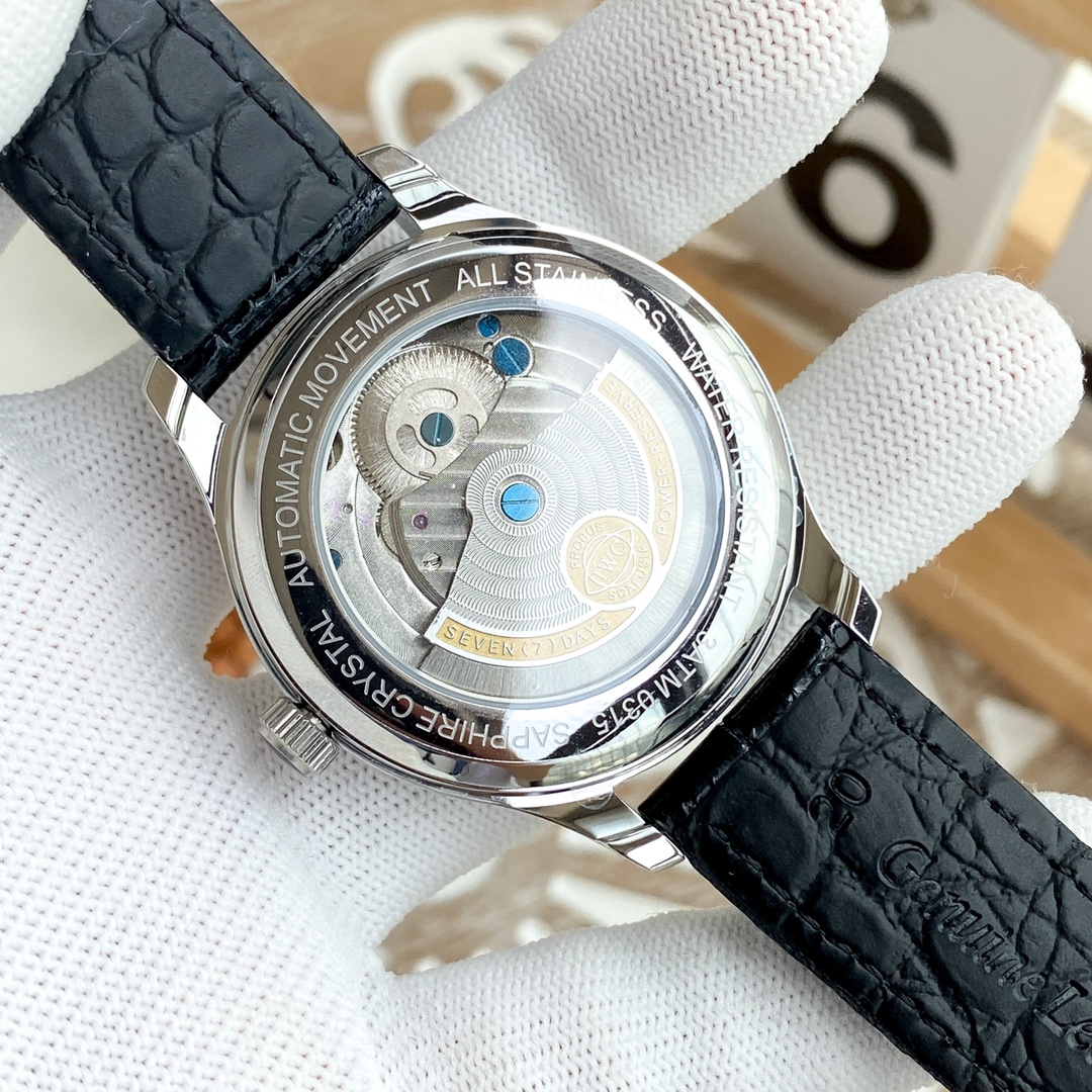IWC- Fine men's watches Fully automatic mechanical movement, top 316 steel case and strap