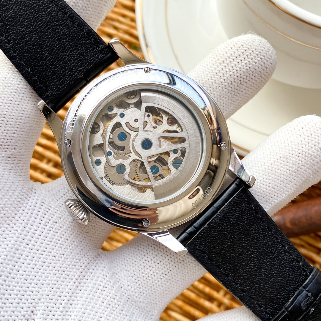 IWC- Fine men's watches Fully automatic mechanical movement, top 316 steel case and strap