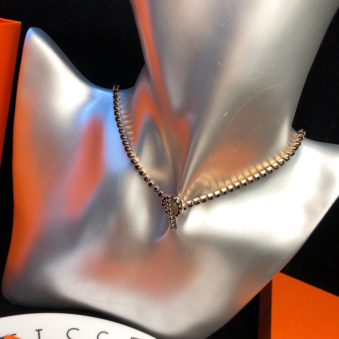 Hermes necklace