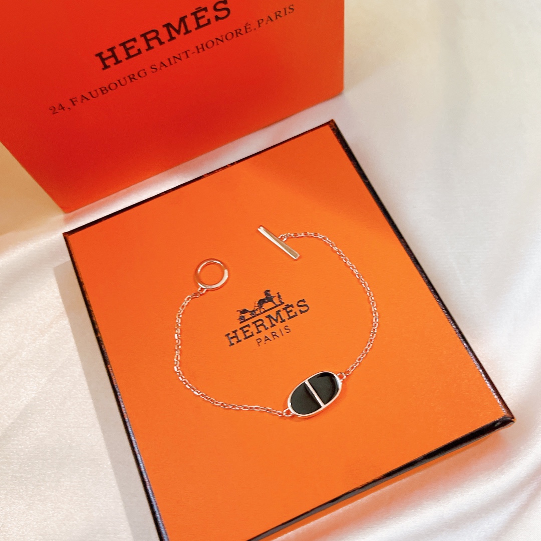 Hermes bracelet