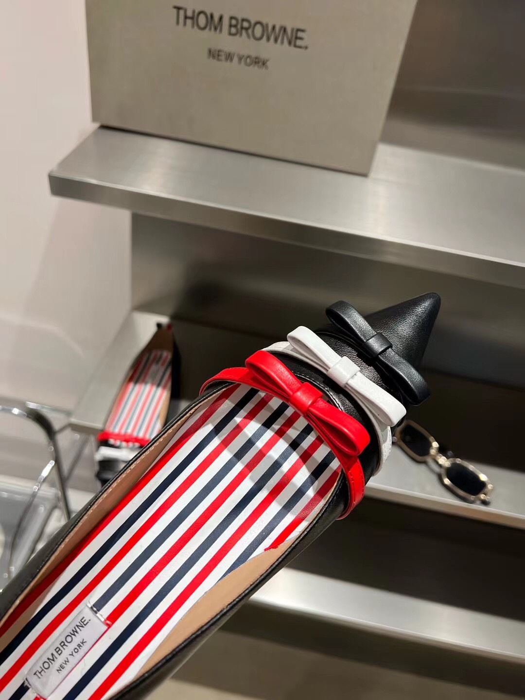 Thom Browne | 𝟐𝟎𝟐𝟏/𝐒𝐒 𝐧𝐞𝐰 Tom Brown 2022/AW Pointed Toe Chic Single Shoes