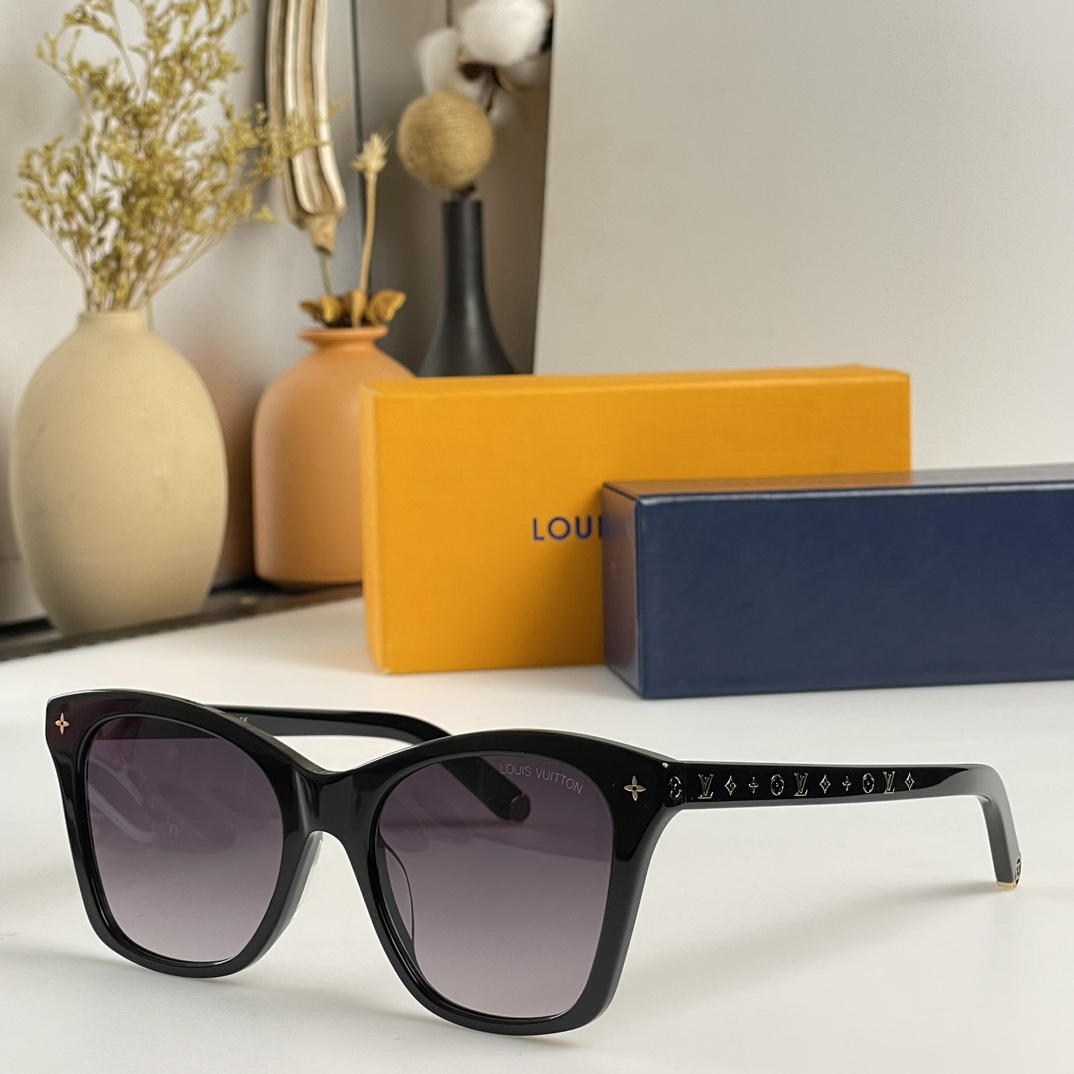 LOUIS VUITTON MODEL：Z1862E