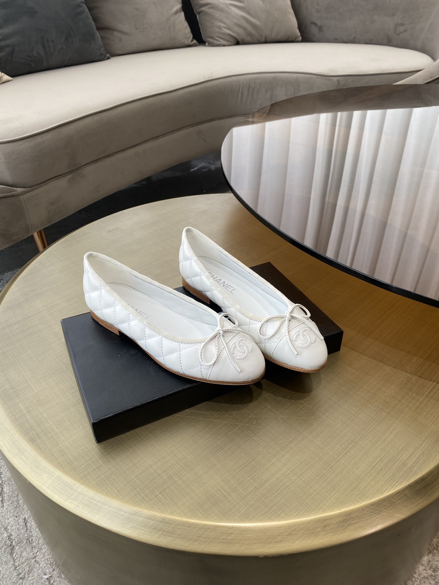 CHANEL ballerinas are timeless classics. Stay elegant Imported water-dyed sheepskin