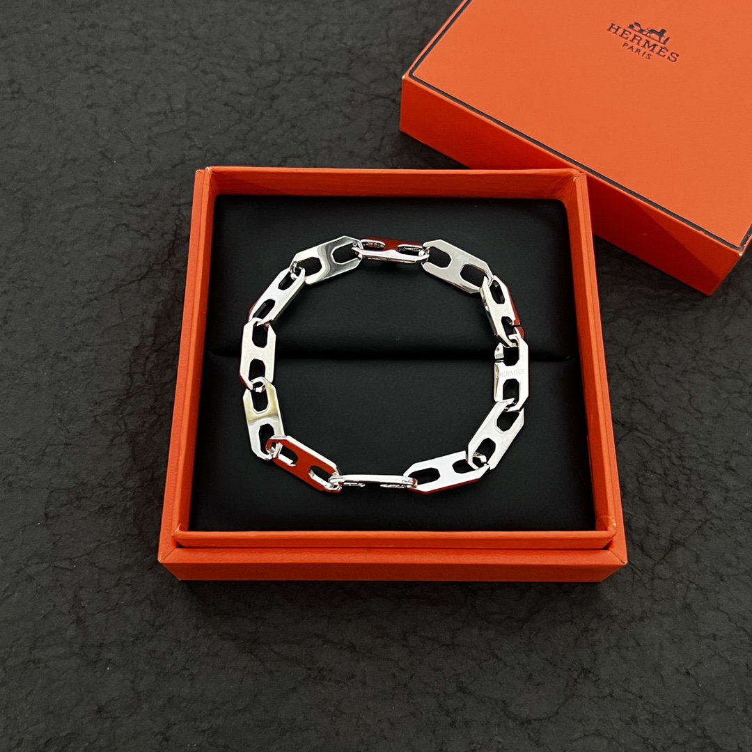 Hermes bracelet