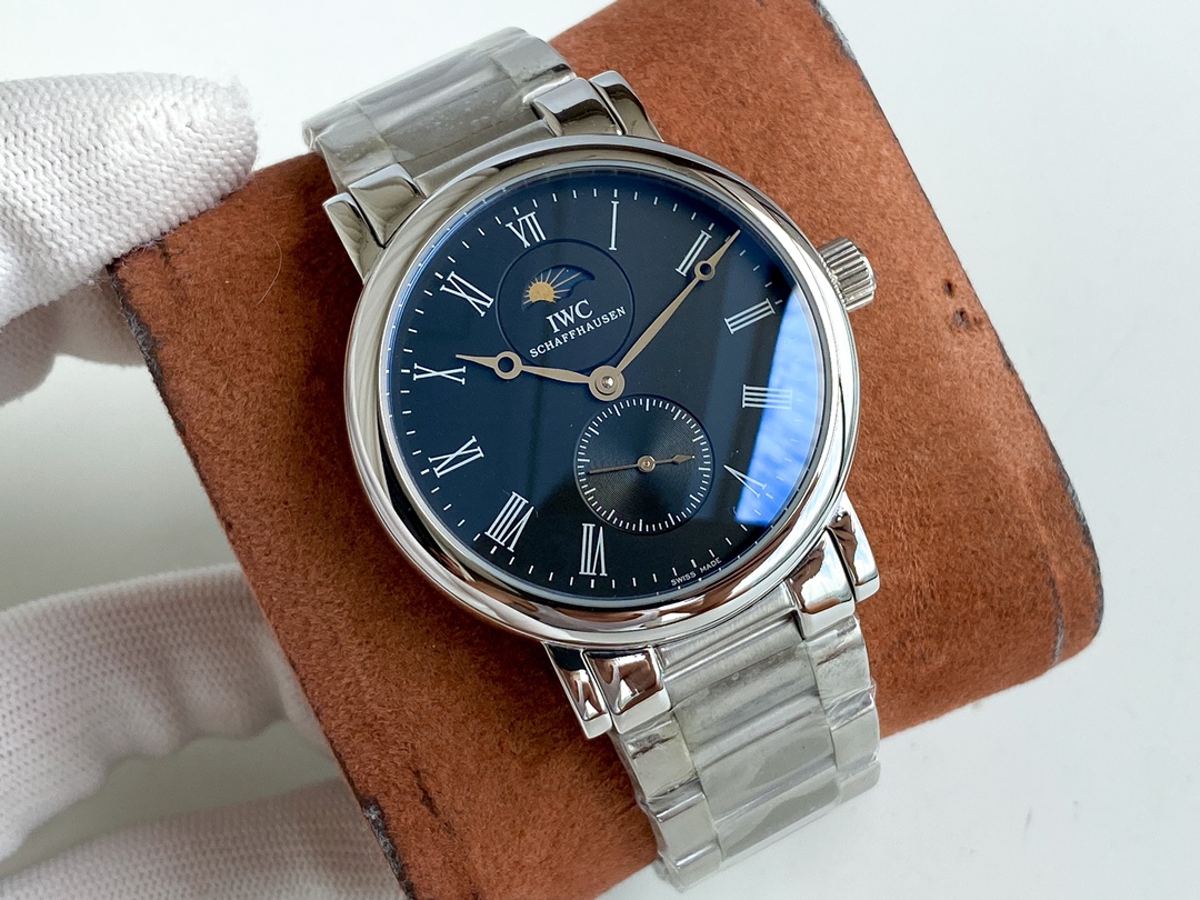 IWC- Fine men's watches Fully automatic mechanical movement, top 316 steel case and strap