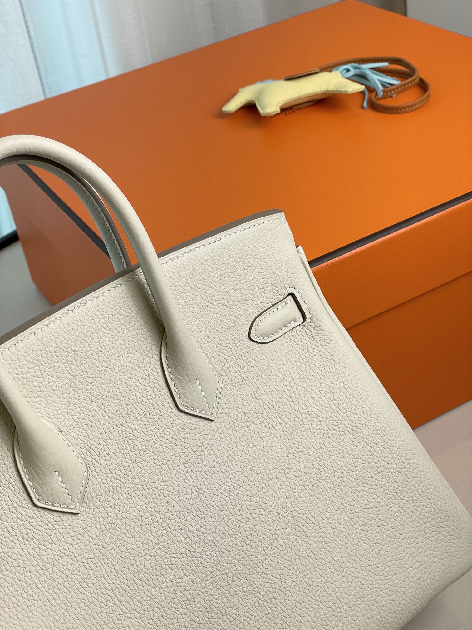 Birkin25 Milk Shake White Togo Rose Gold Button