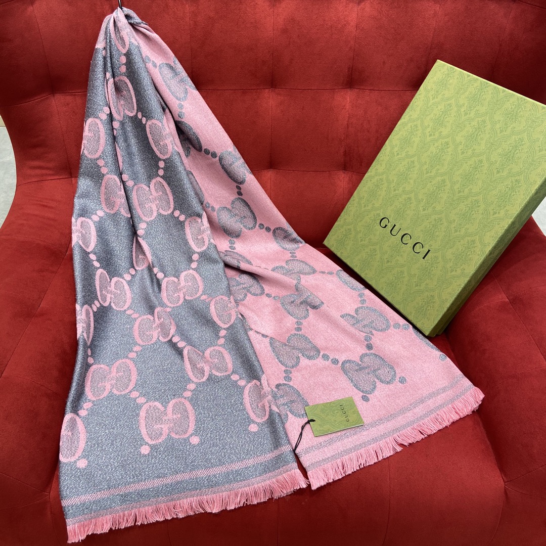 GUCCI Wool jacquard scarf 96% wool 2% polyamide 2% metal fiber