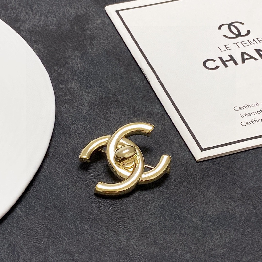 CHANEL🇫🇷Xiao Xiang brooch