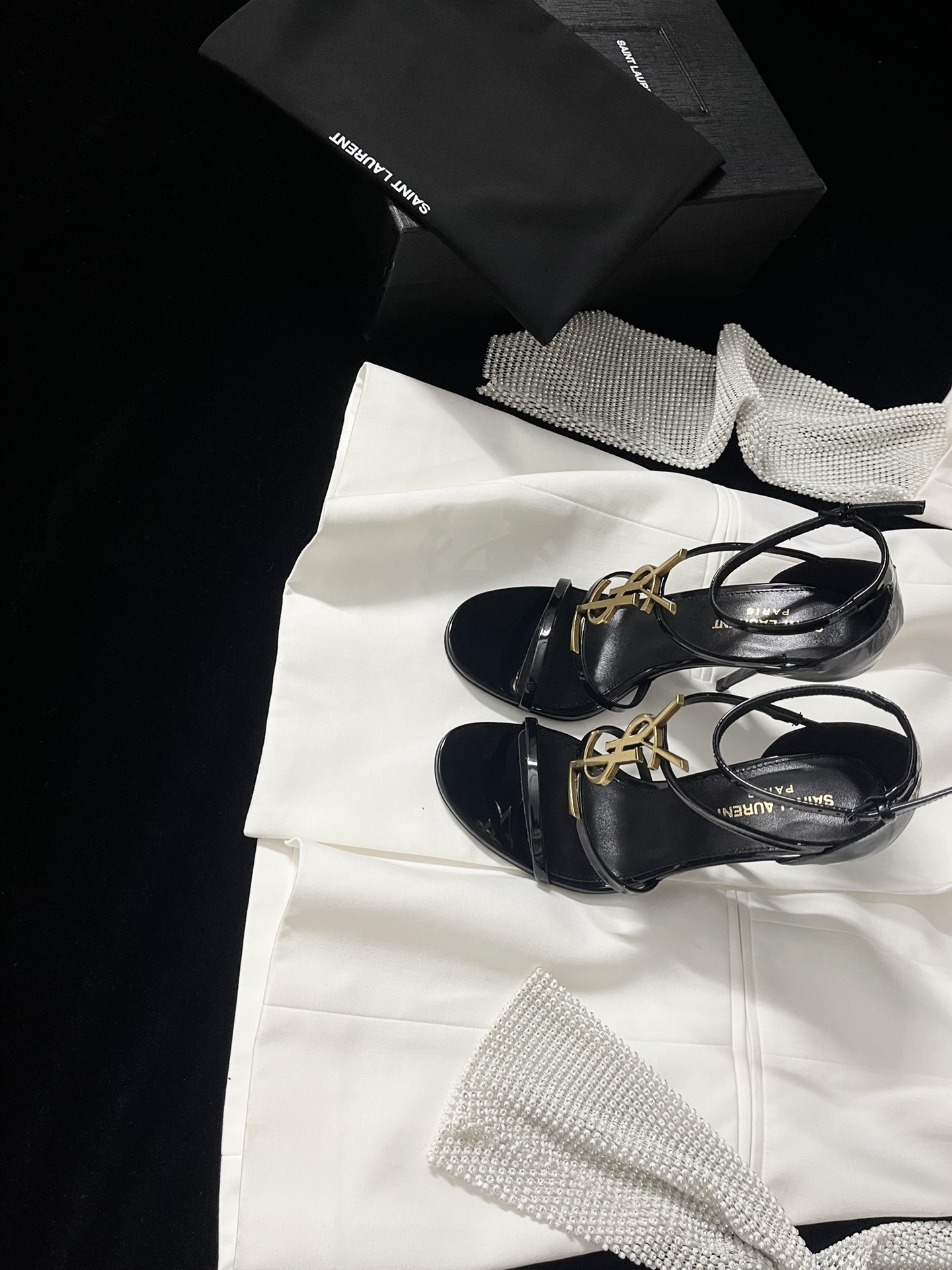 𝙎𝙖𝙞𝙣𝙩 𝙇𝙖𝙪𝙧𝙚𝙣𝙩 | 𝟐𝟎𝟐𝟐/𝐒𝐒 𝐧𝐞𝐰 YSL｜The ultimate in elegance and sophistication, a must-have item for the sophisticated fashionista