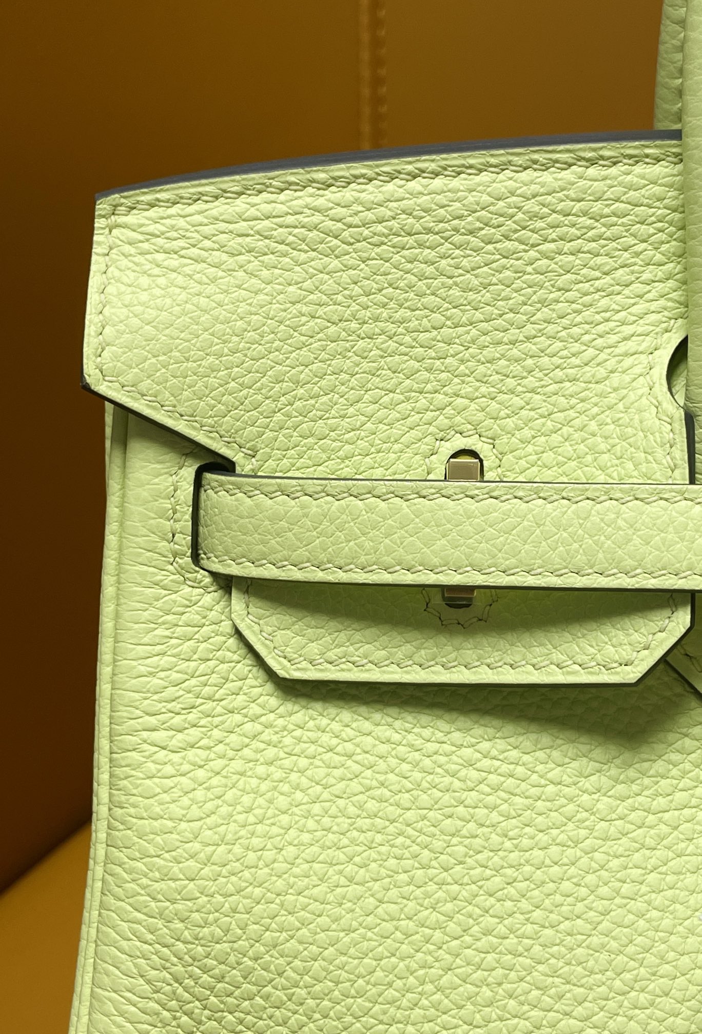 Bk25 R9 tender bud yellow togo gold buckle