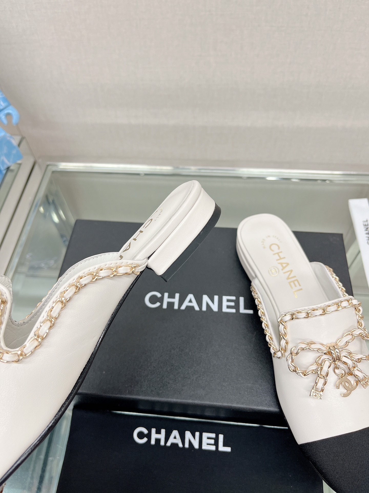CHANEL 23Ss new chain bow half dragging mule shoes imported lambskin