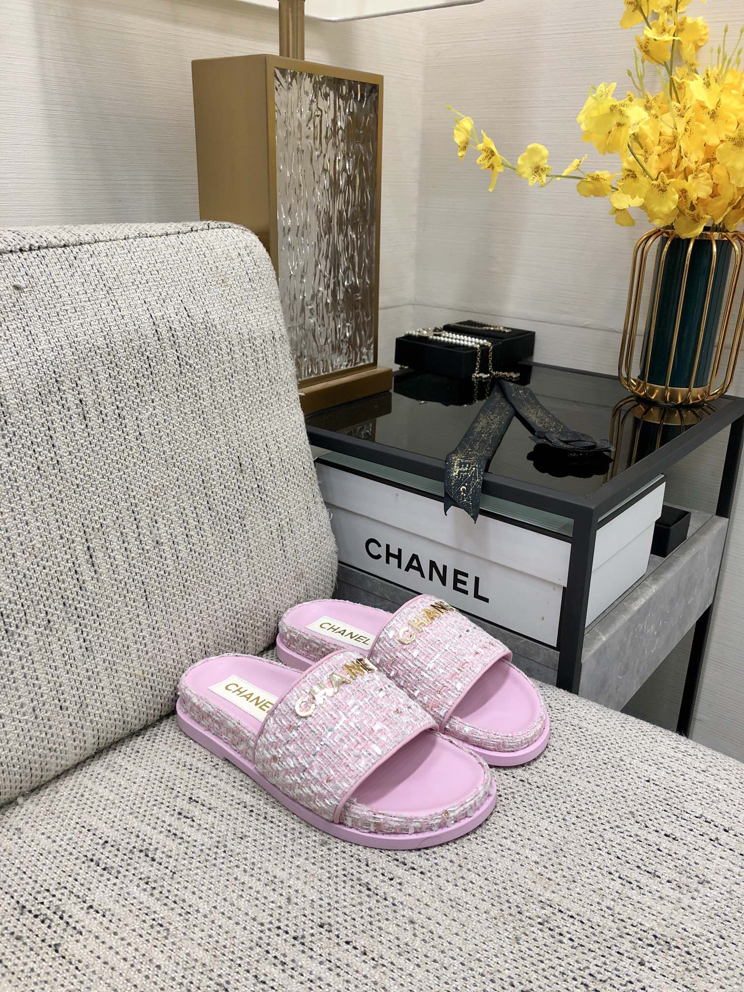 CHANEL 2022 early spring latest honey slippers fashion versatile series imported sheepskin cushioned feet