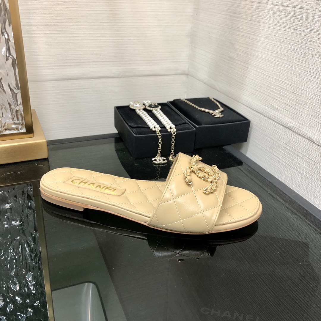 CHANEL 2023 spring and summer latest electric embroidery honey slippers Imported leather outsole