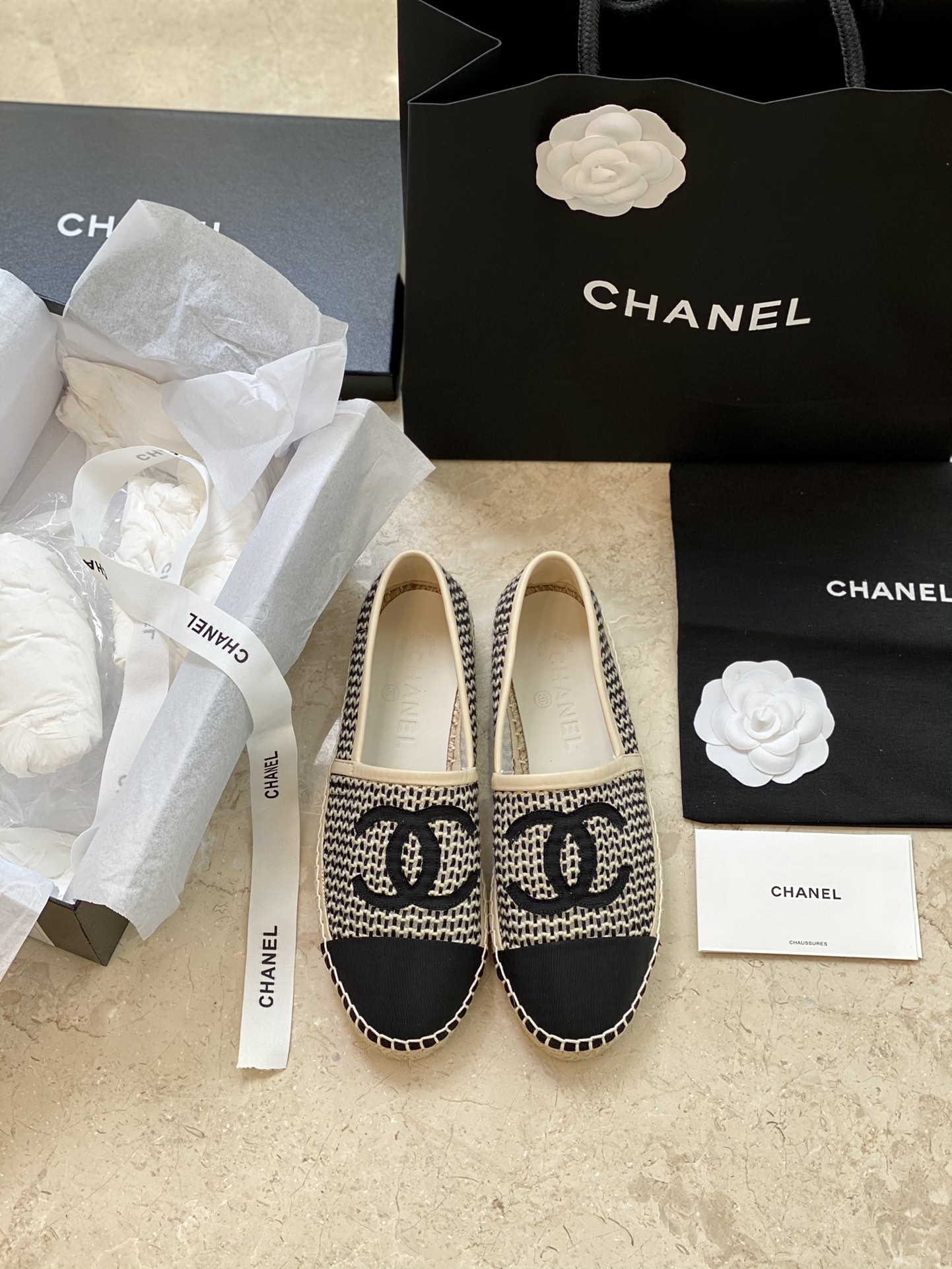 CHANEL fisherman shoes Chanel classic version of the original injection of rubber translucent rubber original color hemp sole