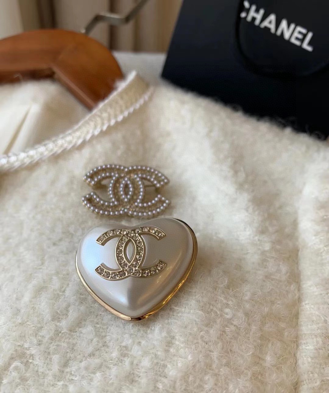 CHANEL🇫🇷Xiao Xiang brooch