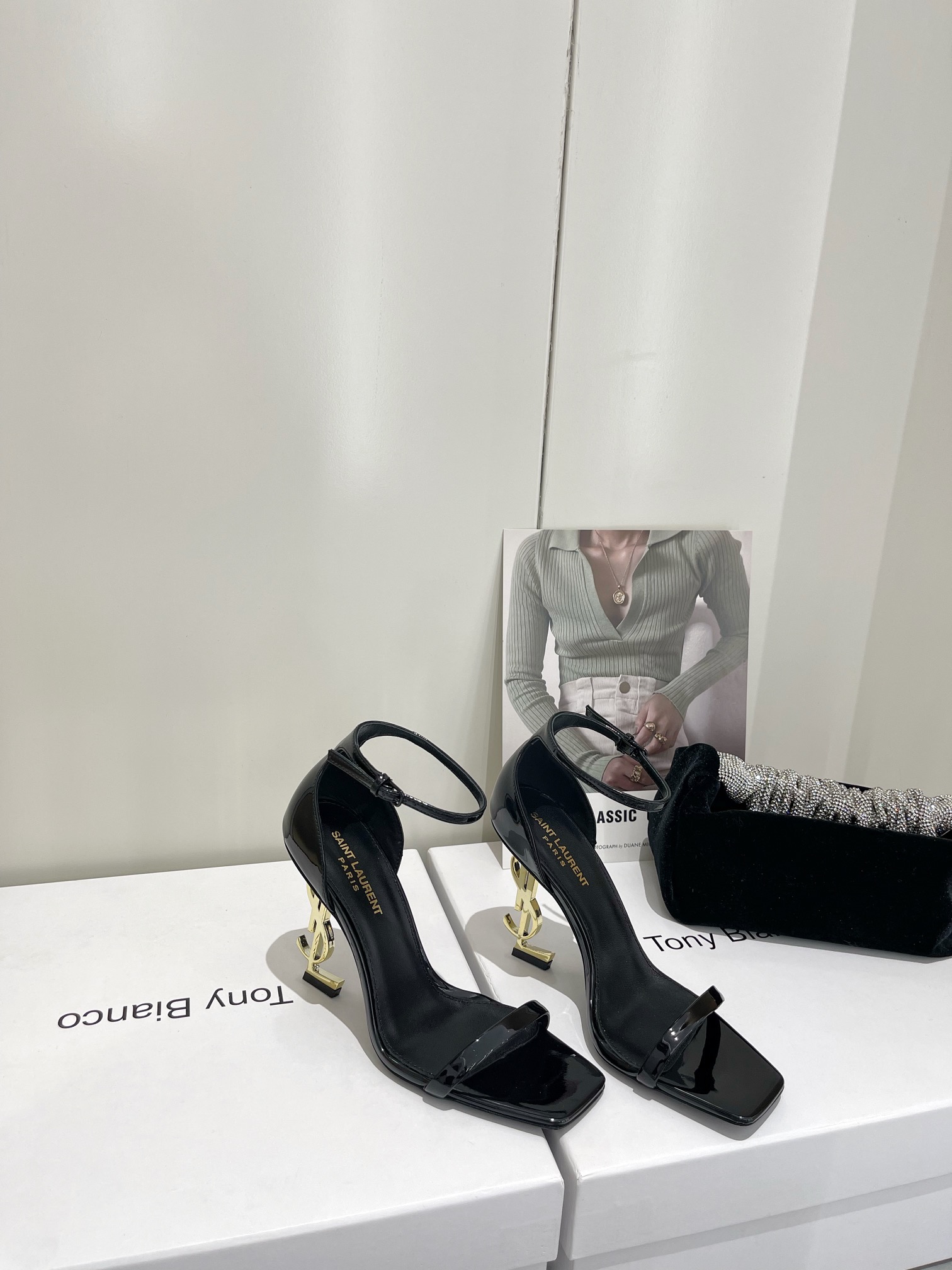 𝙎𝙖𝙞𝙣𝙩 𝙇𝙖𝙪𝙧𝙚𝙣𝙩 | 𝟐𝟎𝟐𝟐/𝐒𝐒 𝐧𝐞𝐰 YSL｜Saint Laurent silk diamond buckle high heels Imported silk